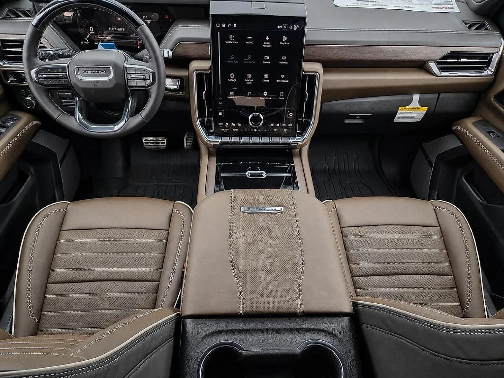 2026 GMC Yukon XL Denali Ultimate - Photo 10