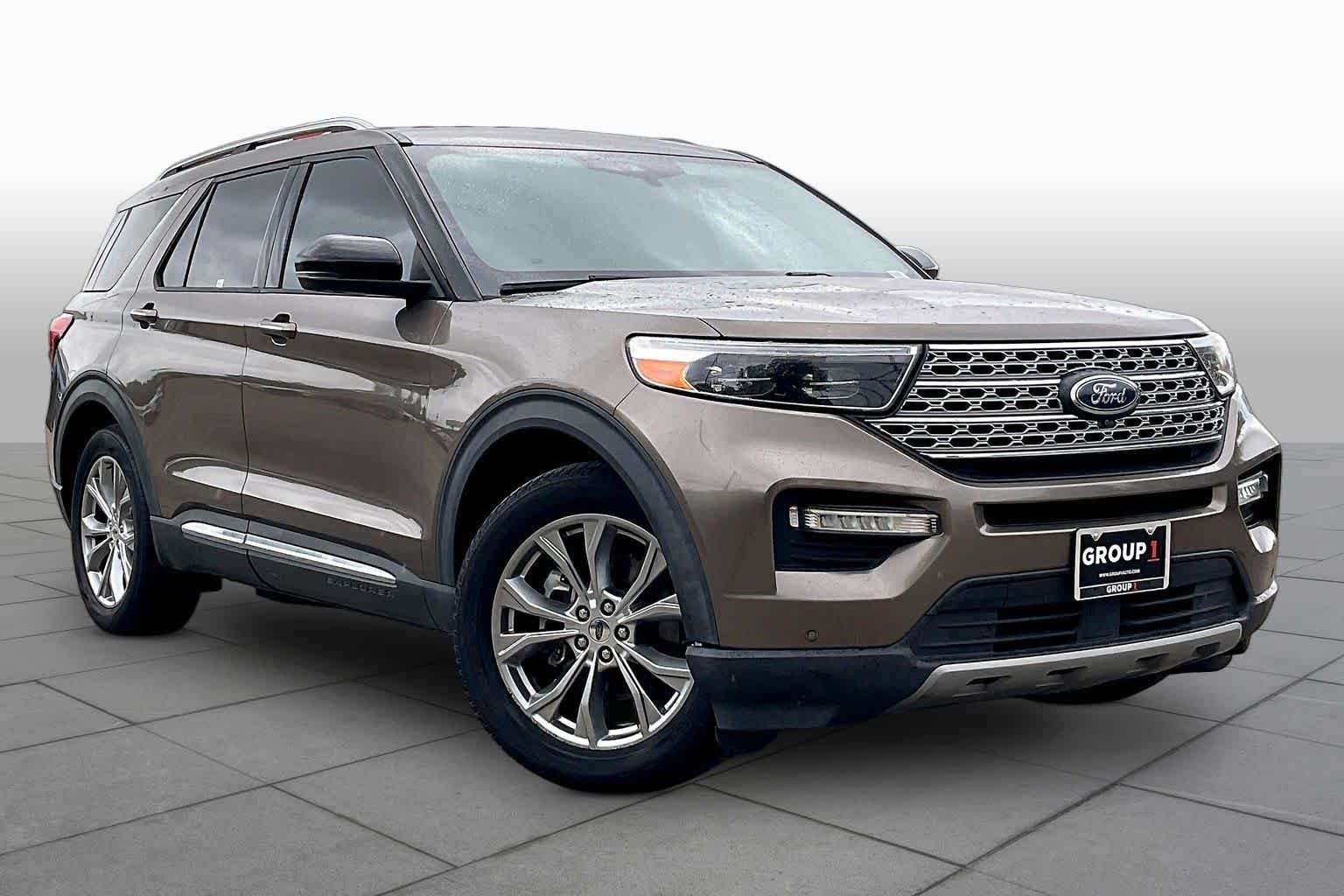 Used 2021 Stone Gray Ford Limited image 3
