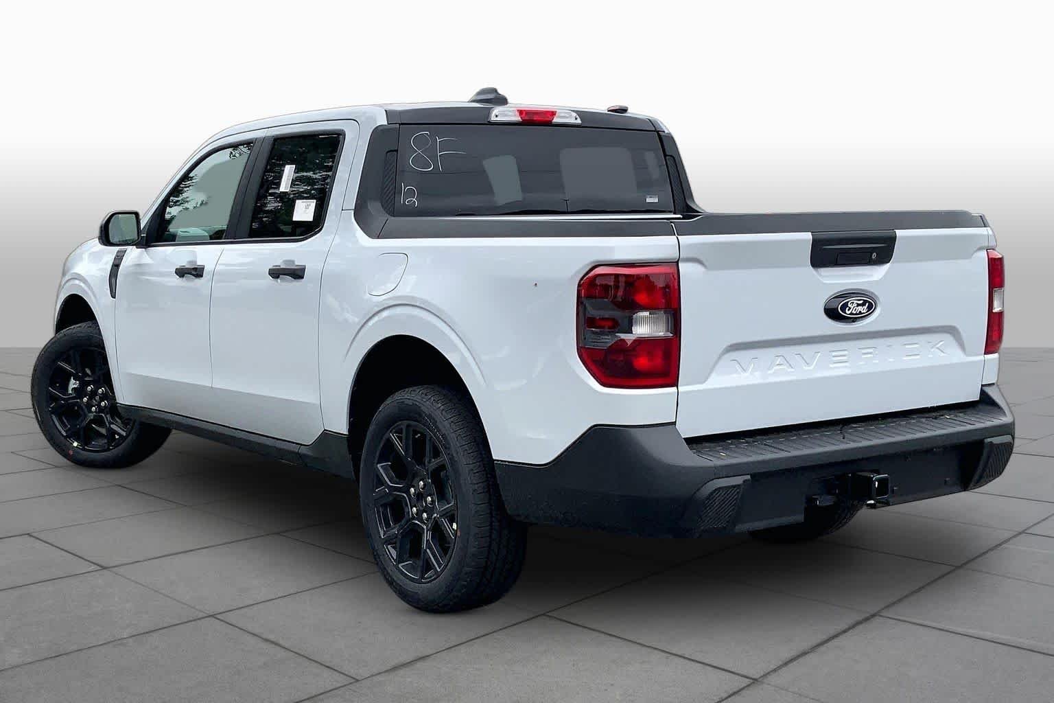 New 2026 Space White Metallic Ford XLT image 3