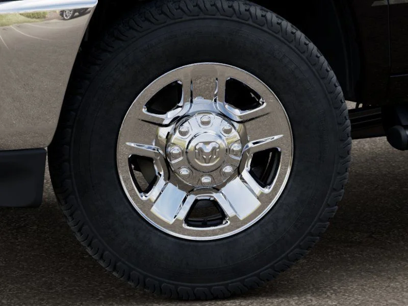 New 2026 Diamond Black Crystal Pearl-Coat Exterior Paint RAM Tradesman image 8