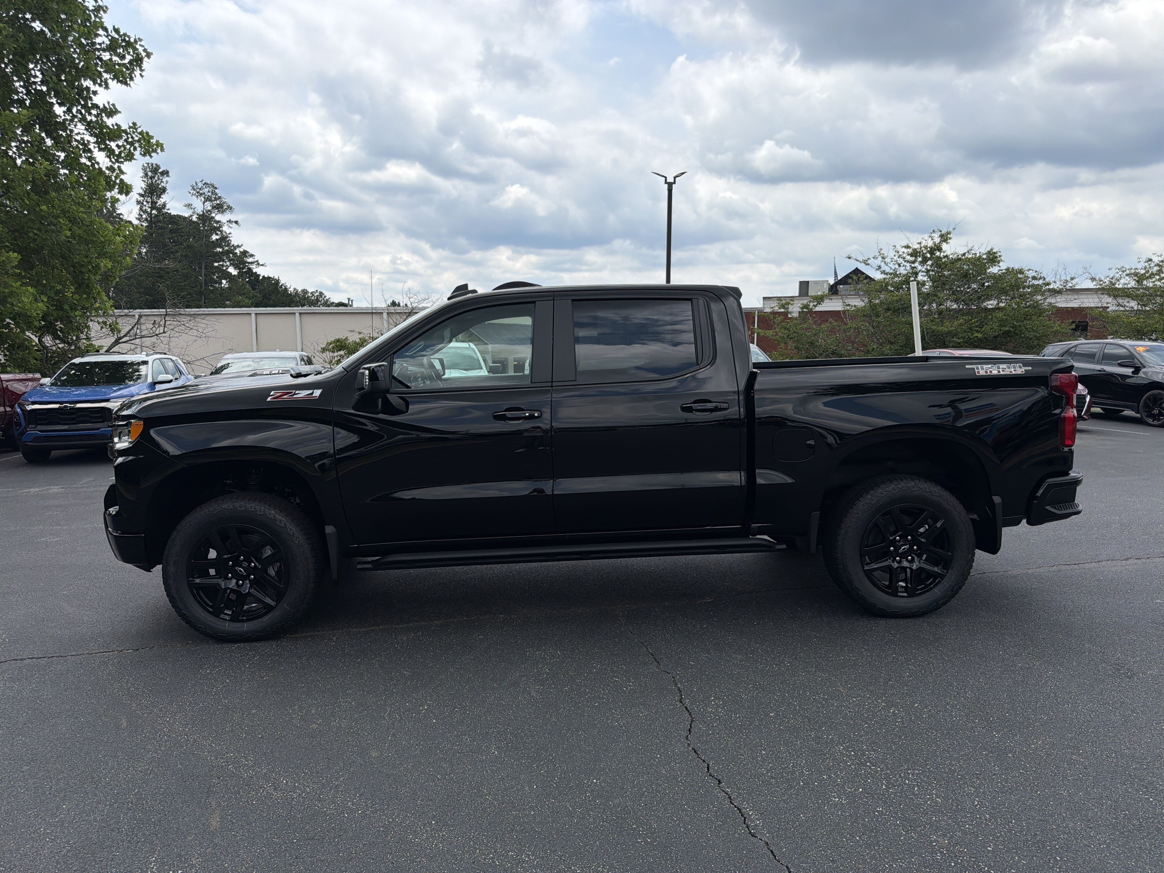 2026 Chevrolet Silverado 1500 LT Trail Boss - Photo 8