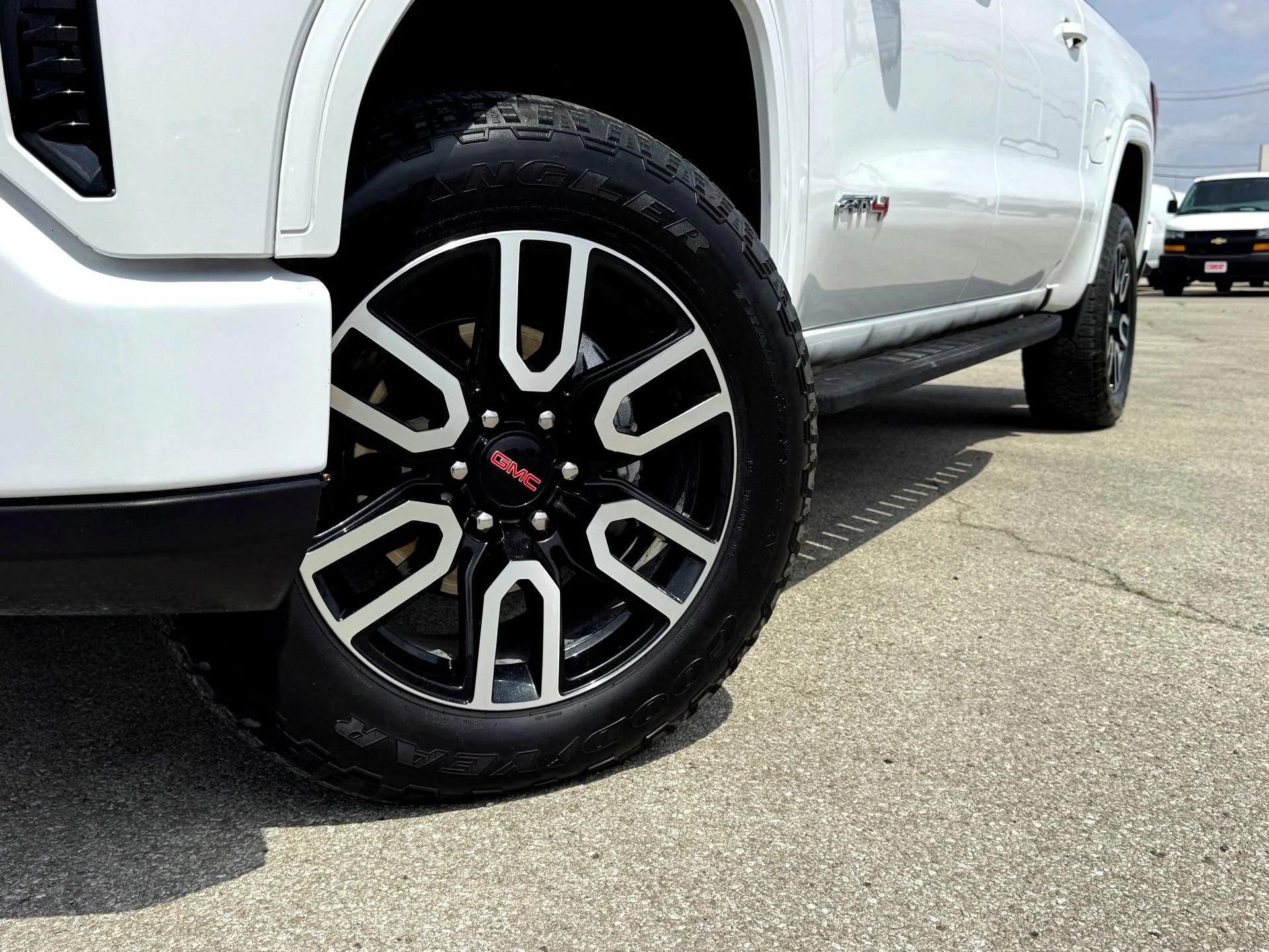 Used 2024 Summit White GMC AT4 image 2