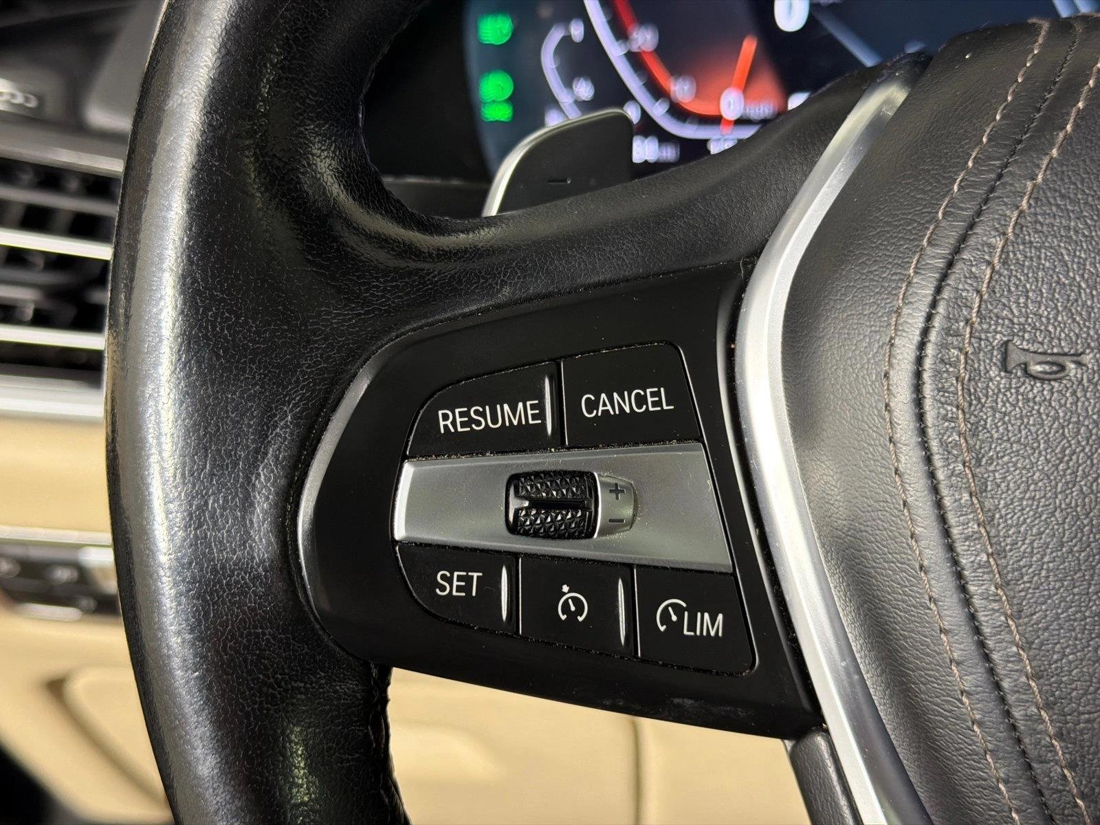 Used 2021 Jet Black BMW sDrive40i image 27