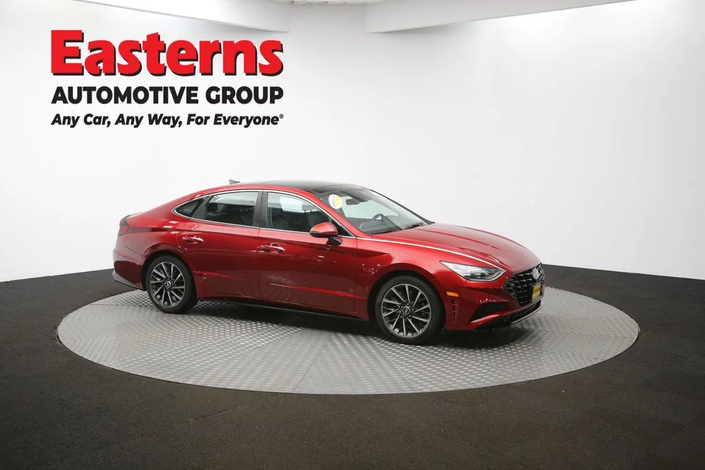 Used 2023 Red Hyundai Limited image 45