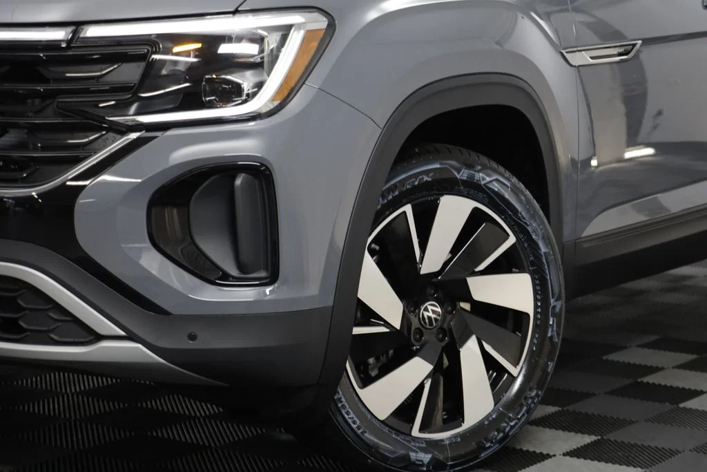 New 2026 Gray Volkswagen SE w/Technology image 4