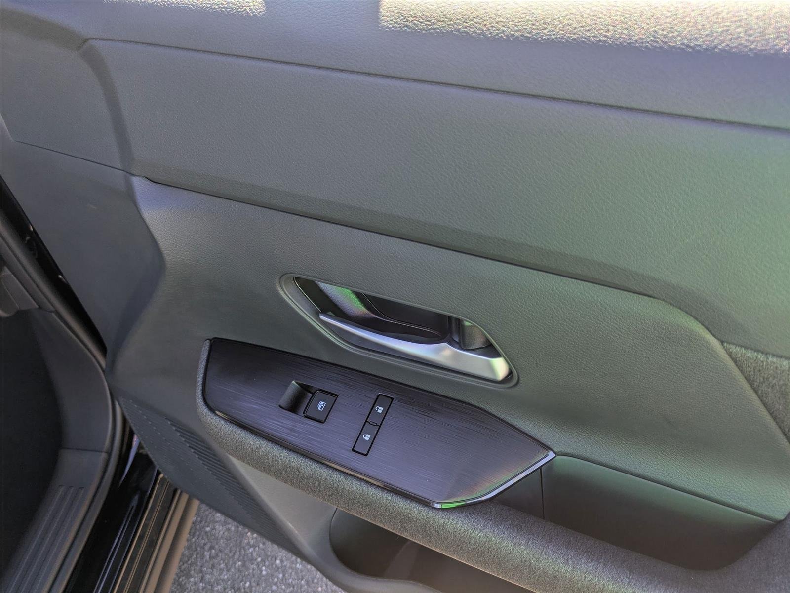 2026 Nissan KICKS SV - Photo 32