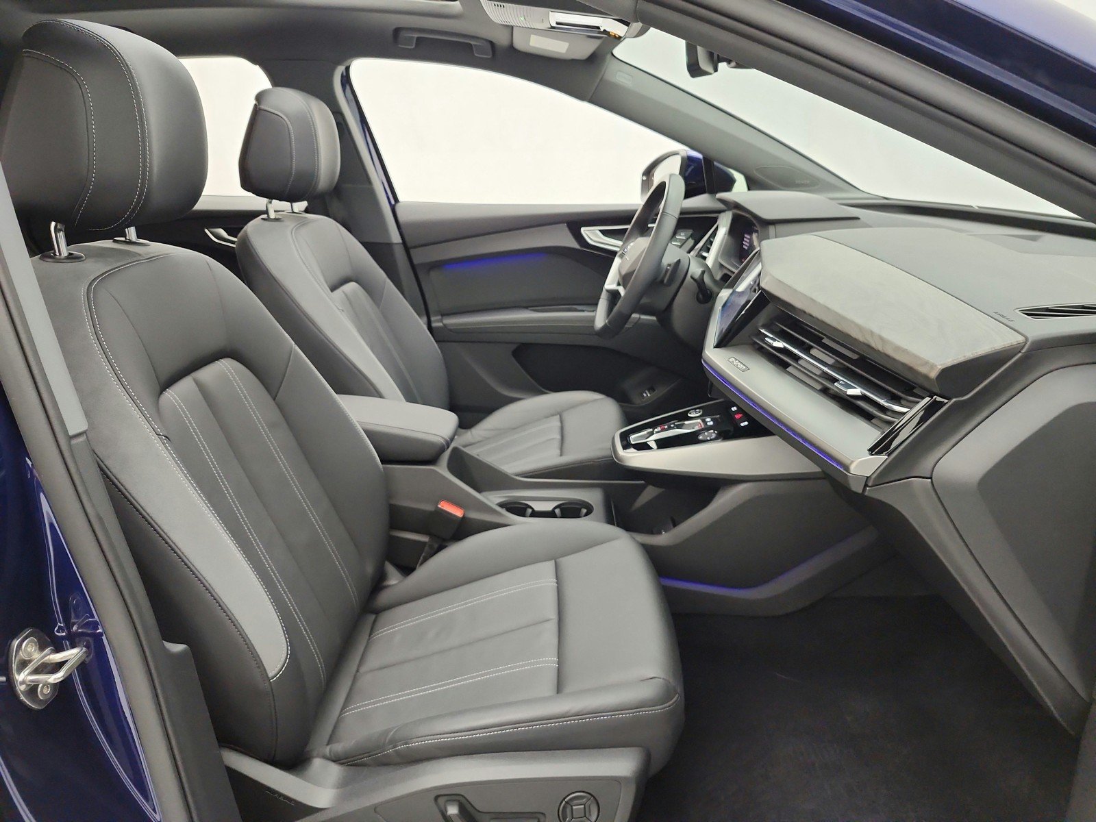 Used 2023 Navarra Blue Metallic Audi Premium Plus 50 quattro image 27