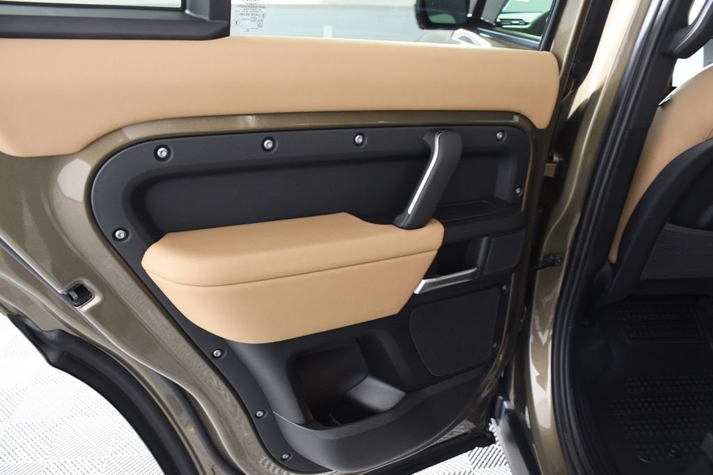 New 2026 Gondwana Stone Land Rover S image 26