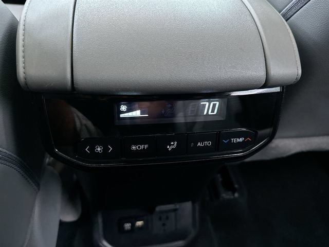 2021 Toyota Highlander Limited - Photo 19