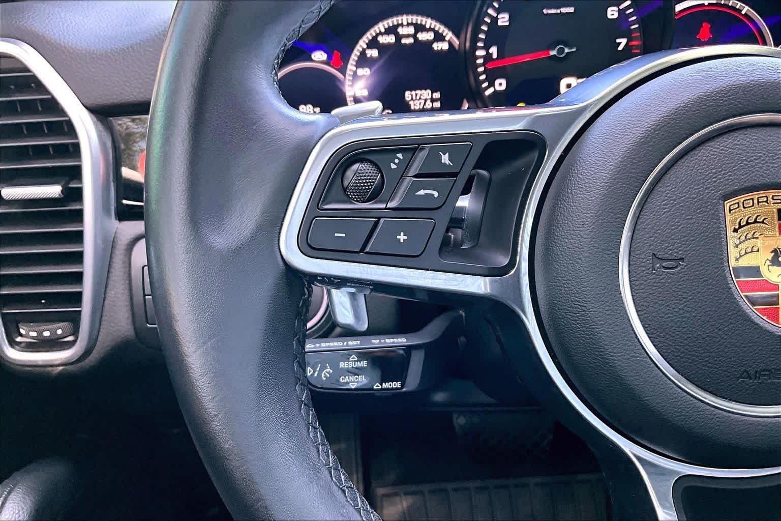 Used 2023  Porsche  image 22