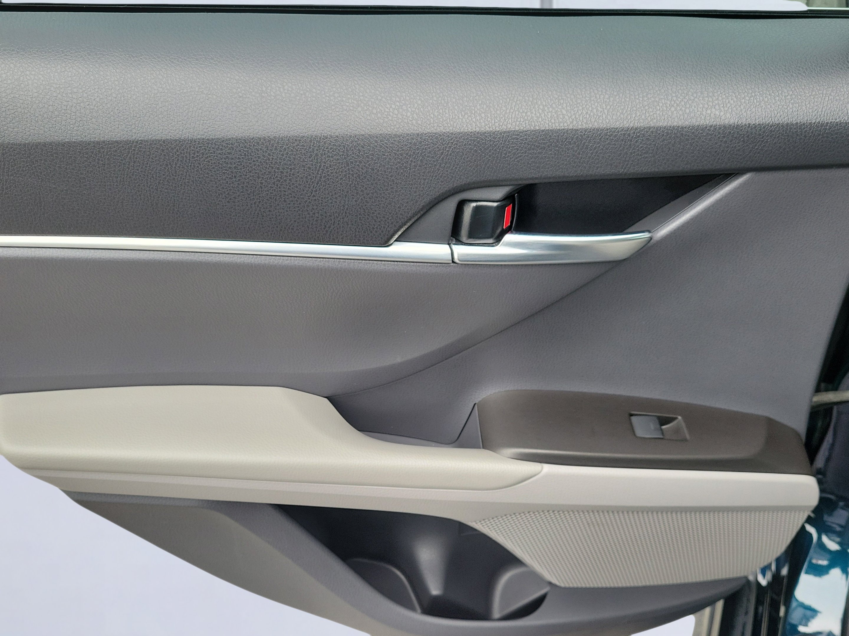 Used 2021 Aqua Toyota SE image 9