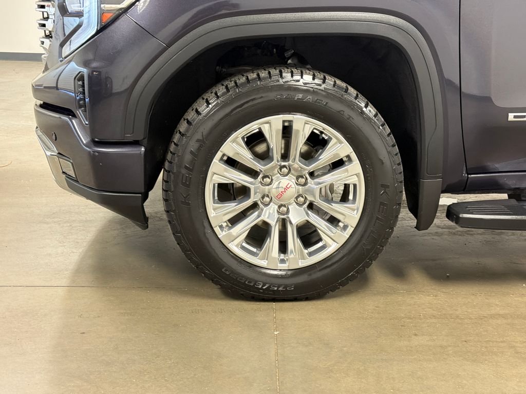 Used 2024 Silver GMC Denali image 9
