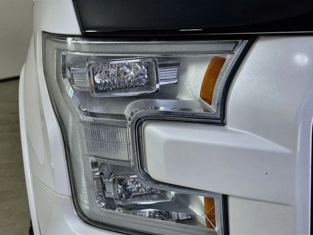 Used 2017 White Platinum Clearcoat Metallic Ford King Ranch image 41