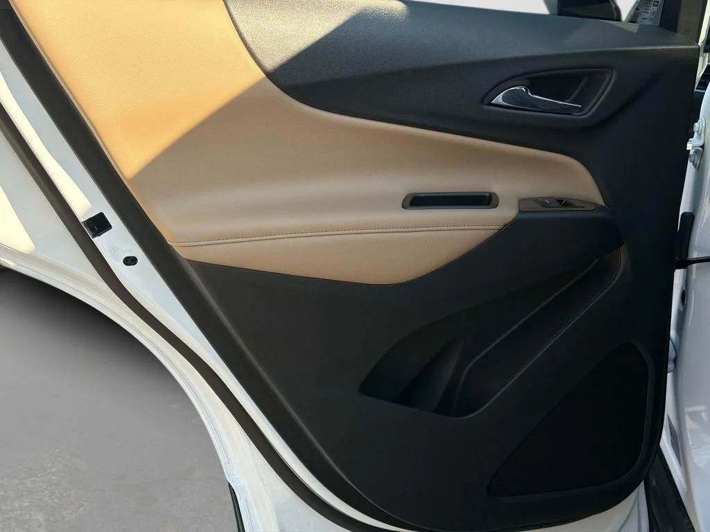Used 2024 Beige Chevrolet Premier image 13