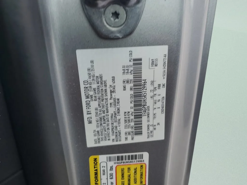 Used 2024 Silver Ford EcoBoost Premium Convertible image 24