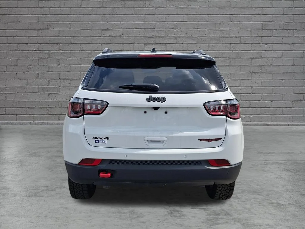 New 2026 Bright White Clearcoat Jeep Trailhawk image 7