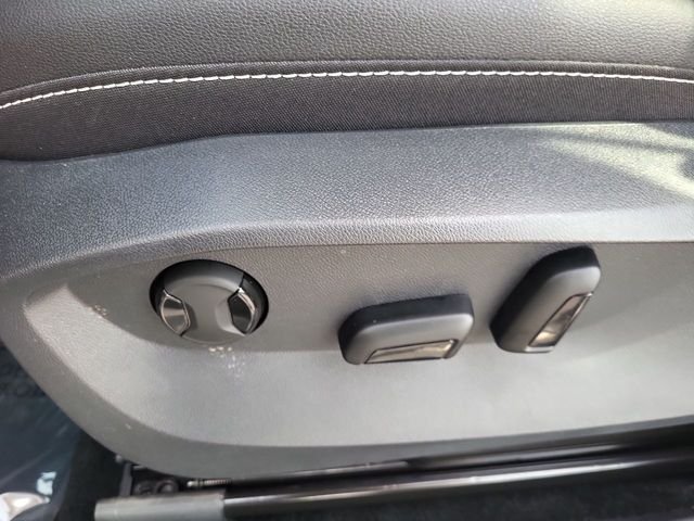 New 2024 Silver Volkswagen 1.5T SE image 12