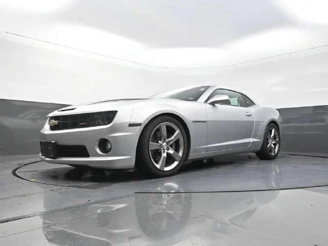 Used 2010 Silver Chevrolet SS image 30