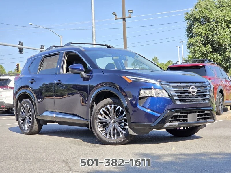 Used 2025 Deep Ocean Blue NISSAN AWD PLATINUM image 21
