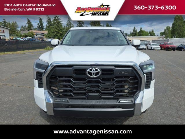 Used 2024 Ice Cap Toyota SR5 image 9