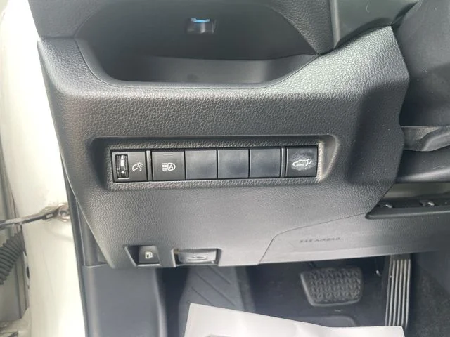 2019 Toyota RAV4 XSE - Photo 20