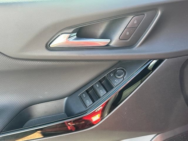 2026 Chevrolet Equinox LT - Photo 17