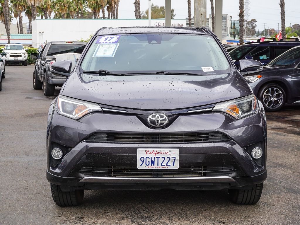Used 2017 Magnetic Gray Metallic Toyota XLE image 2