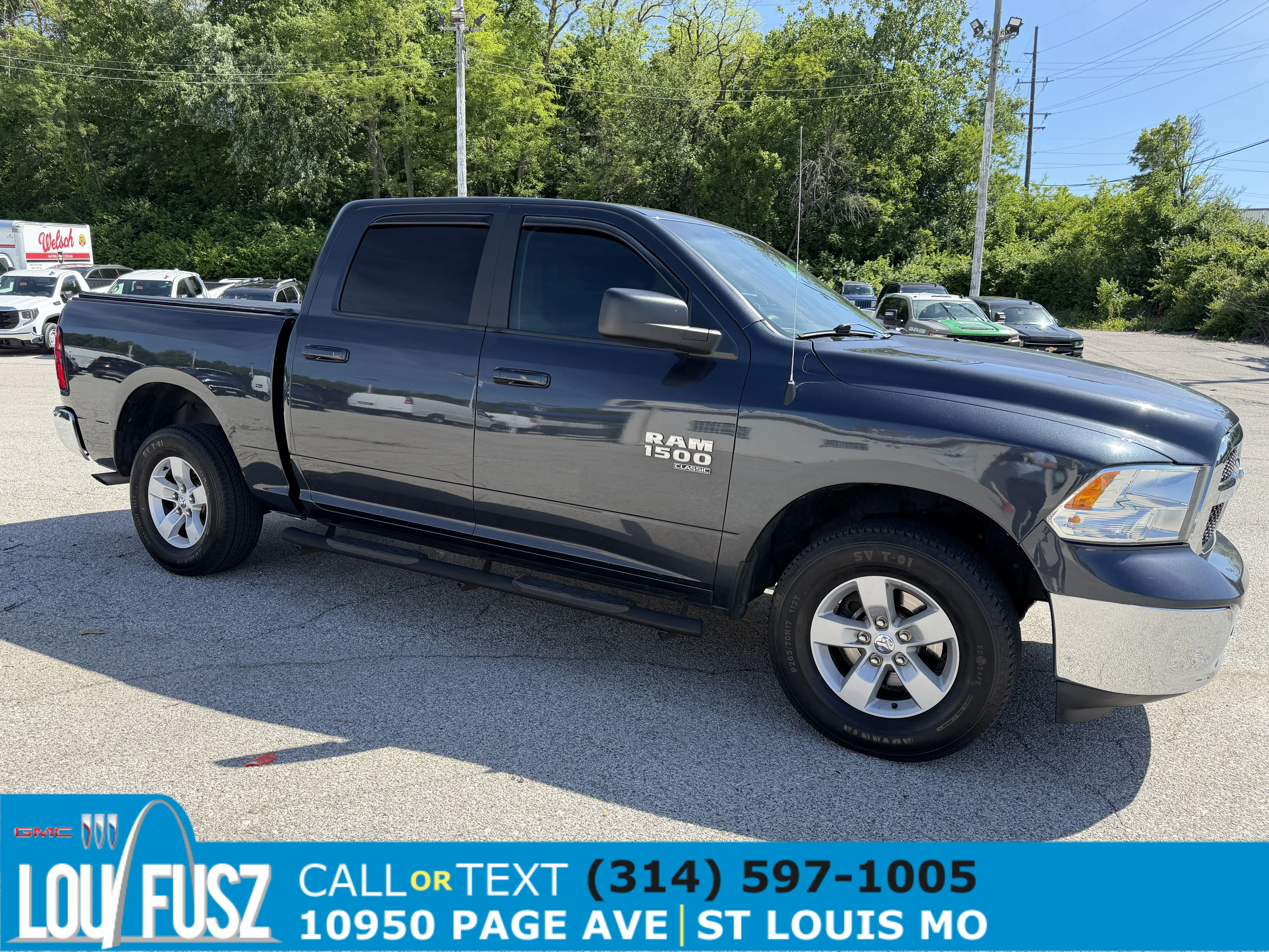 2021 RAM 1500 Classic SLT 4x4 Crew Cab 5'7's photo