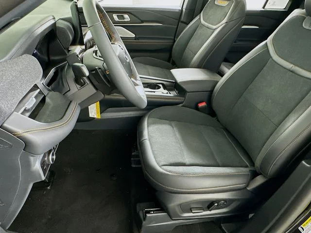 New 2026 Black Ford Tremor image 9