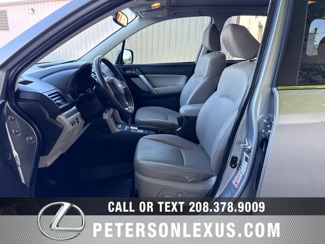 Used 2014 Silver Subaru 2.5i Limited image 23