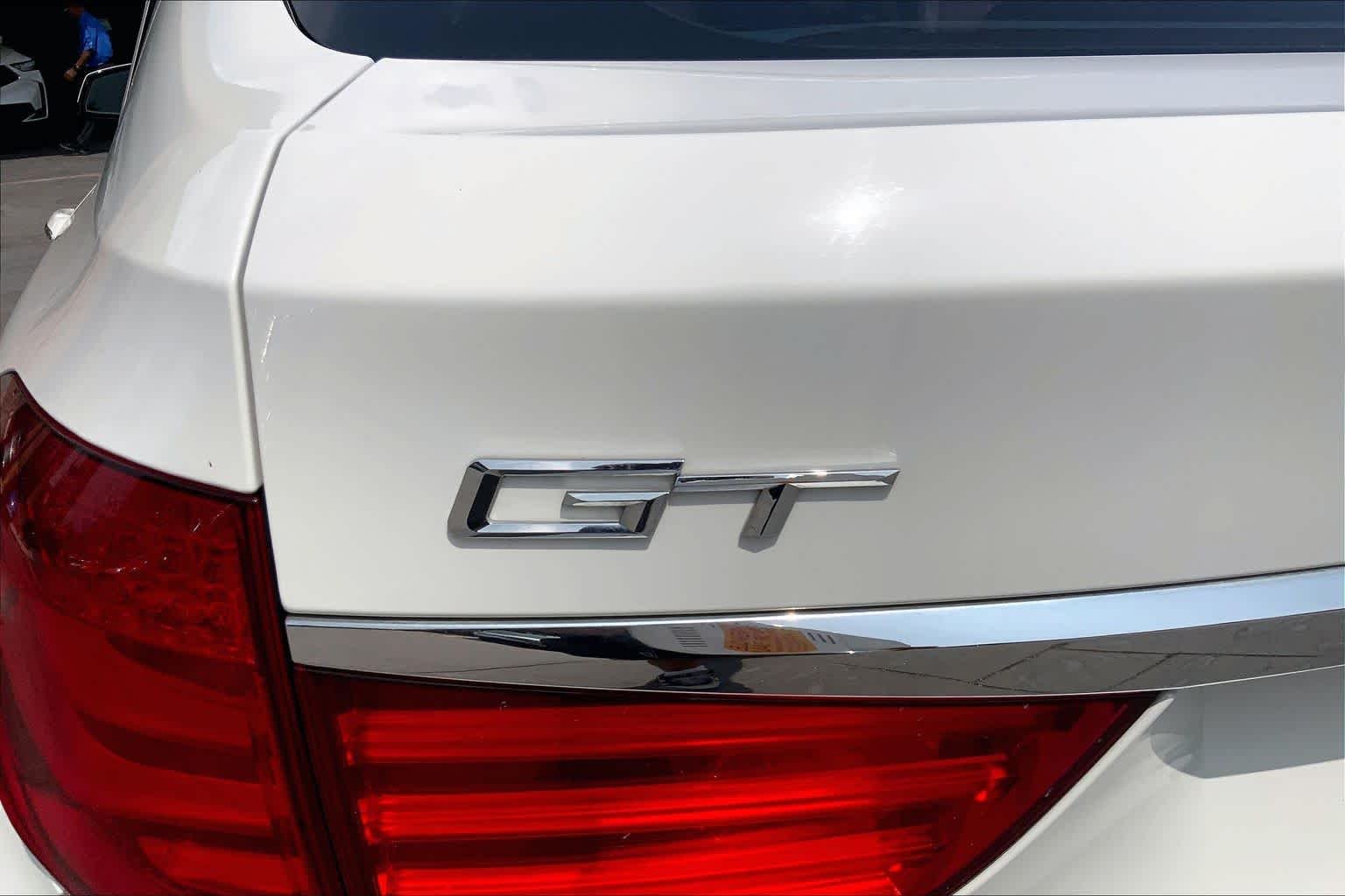 Used 2013 Alpine White BMW 535i image 31