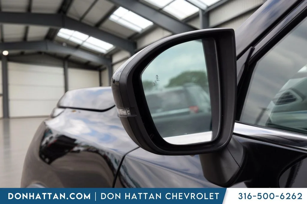 Used 2025 Black Nissan SV image 31