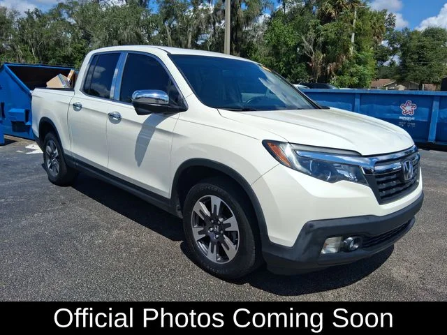 Used 2019  Honda RTL-T image 1