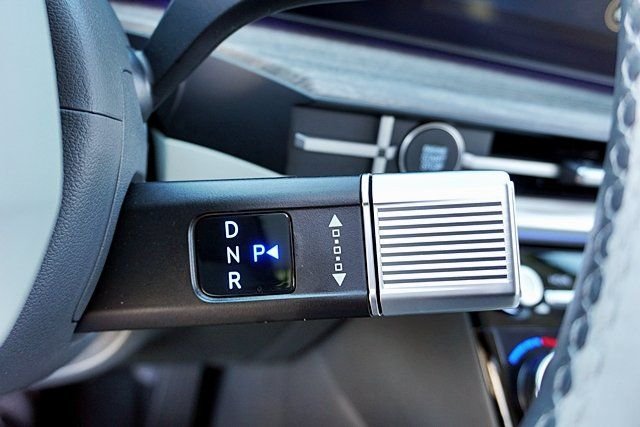 Used 2025 Black Hyundai Calligraphy image 35