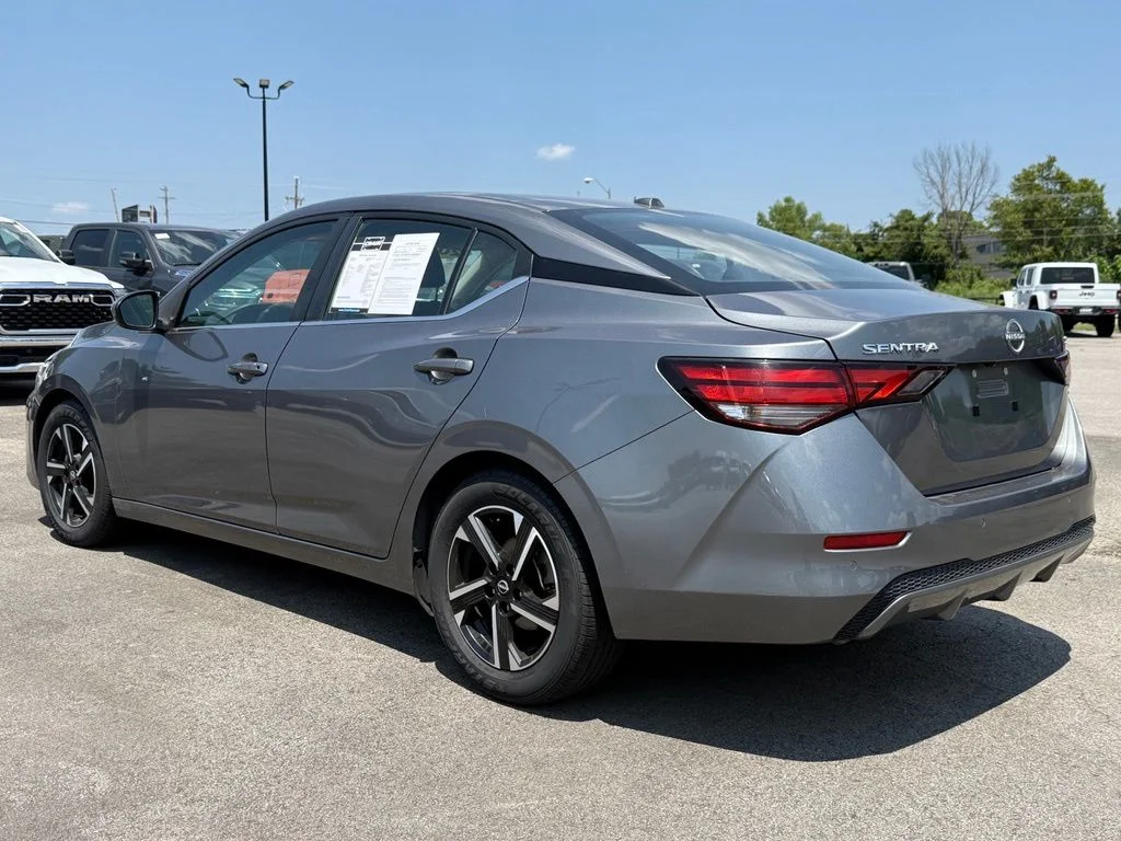Used 2024 Gray Nissan SV image 5