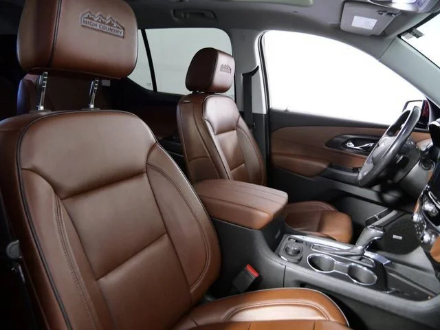 Used 2018 Red Chevrolet High Country image 11