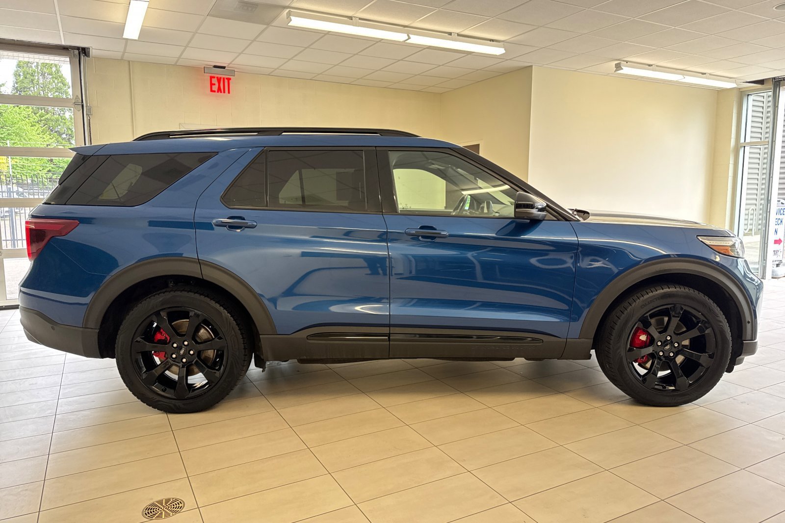 Used 2020 Blue Metallic Ford ST image 3