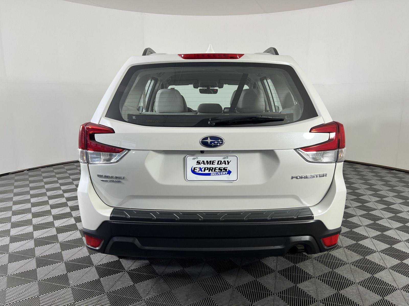 Used 2020 Crystal White Pearl Subaru Base image 25