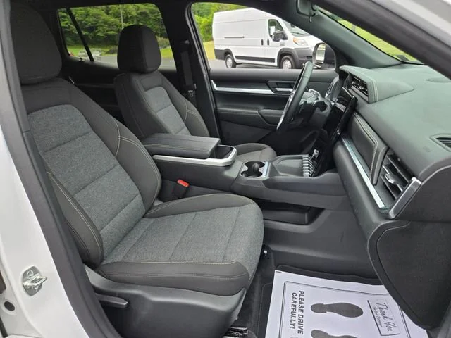 Used 2025 Summit White GMC Elevation image 21
