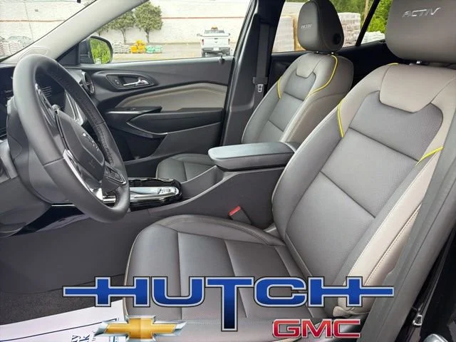 New 2026 Mosaic Black Metallic Chevrolet ACTIV image 21