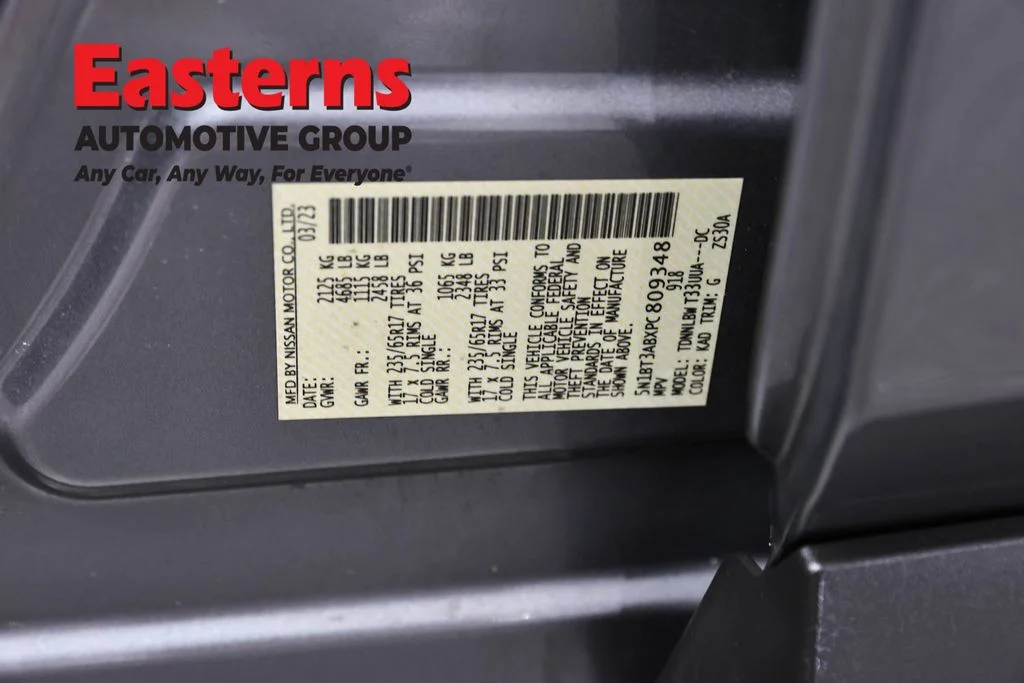 Used 2023 Gray Nissan S image 35