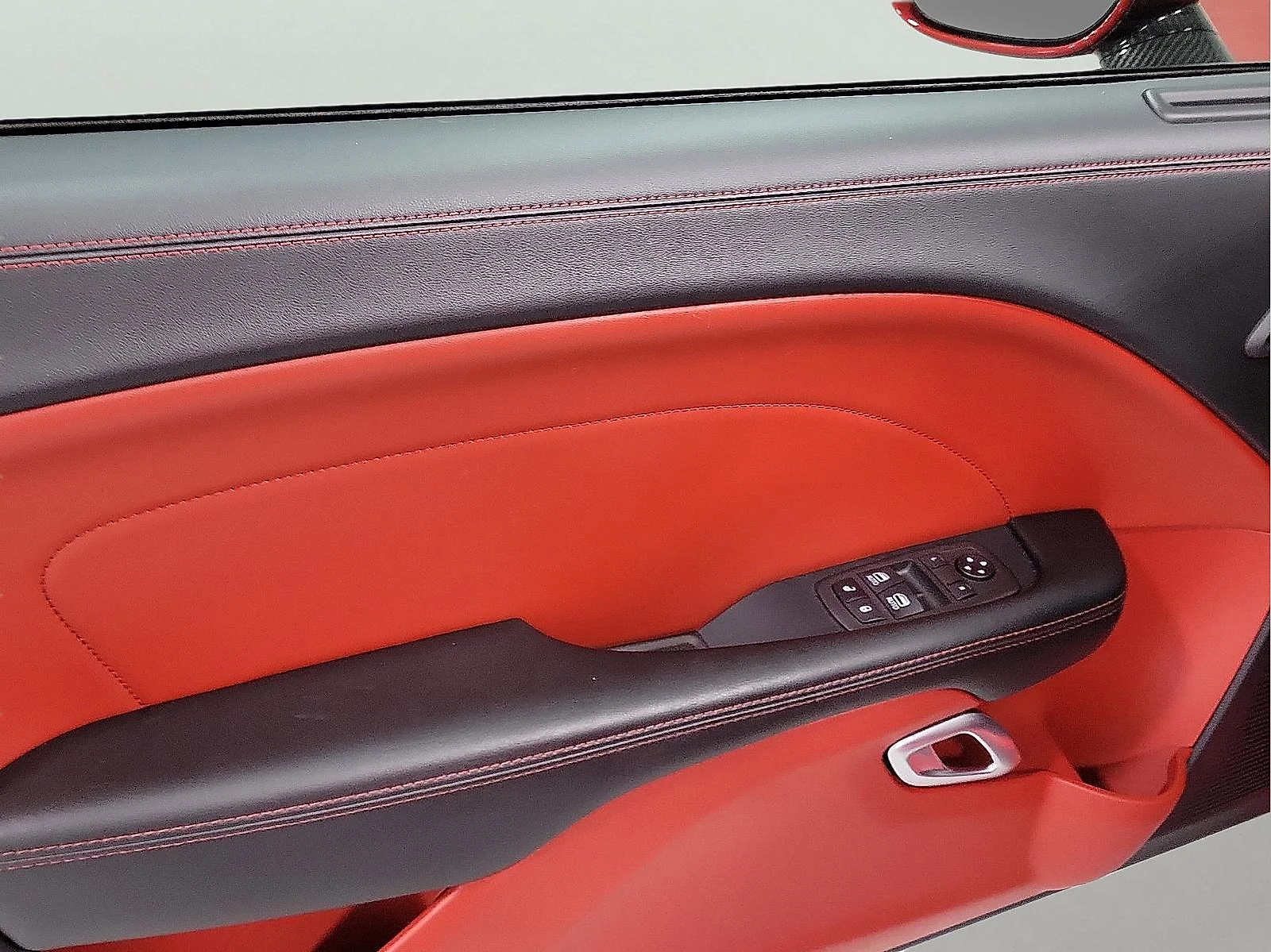 2021 Dodge Challenger R/T - Photo 11