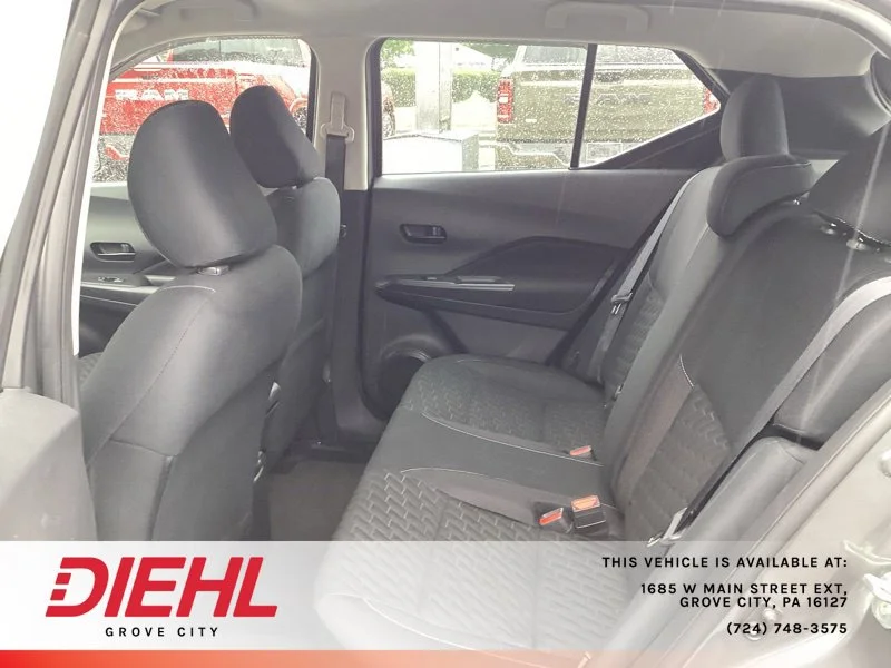 Used 2021 Gray Nissan S image 14