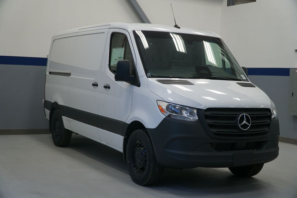 2025 Mercedes-Benz Sprinter 2500 144 WB HO's photo