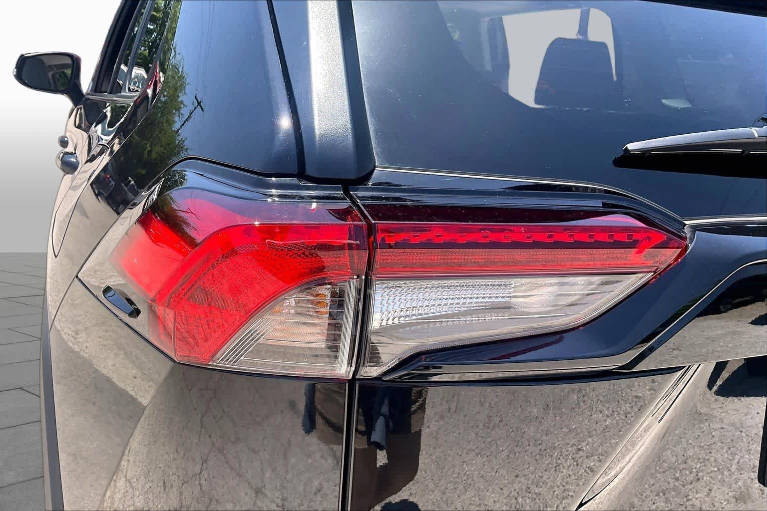 Used 2024 Midnight Black Metallic Toyota XLE Premium image 29