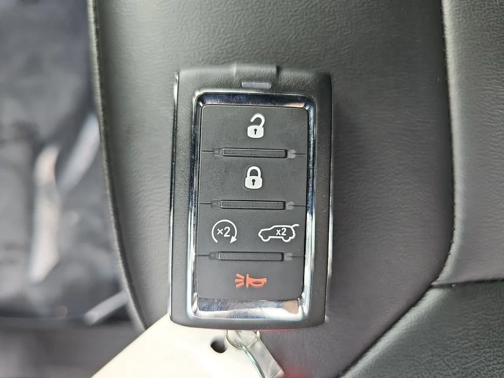 Used 2023 Black Jeep Limited image 36