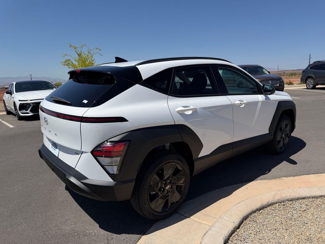 New 2027 White Hyundai SEL Sport image 6