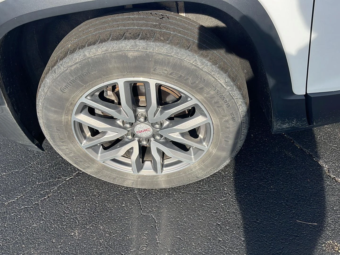 Used 2019 SUMMIT WHITE GMC SLE image 35