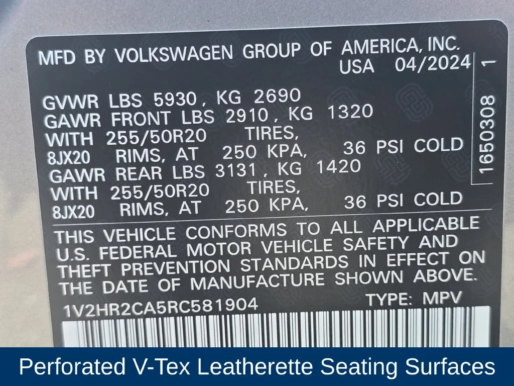 Used 2024  Volkswagen 2.0T SE w/Technology image 11
