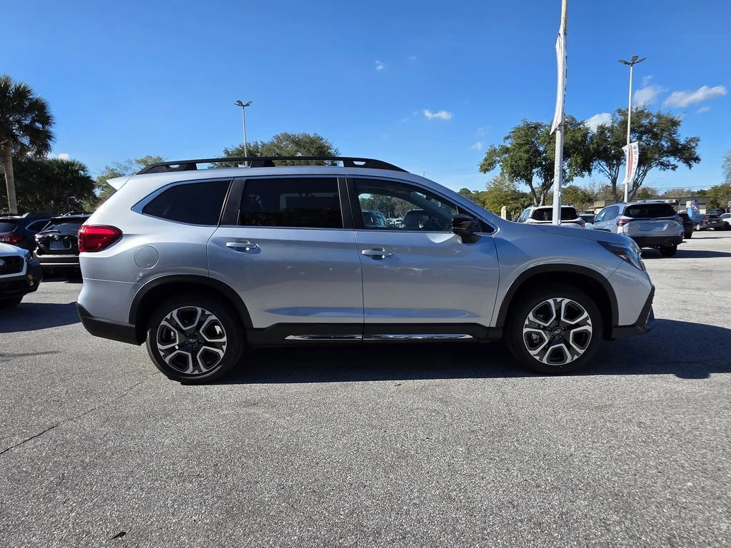 New 2026 ICE SILVER METALLIC Subaru Limited 7-Passenger image 2